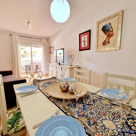 פואנגירולה Alcantara Tower 2 Bedrooms מראה חיצוני תמונה