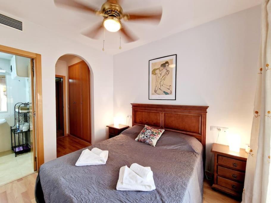 פואנגירולה Alcantara Tower 2 Bedrooms מראה חיצוני תמונה